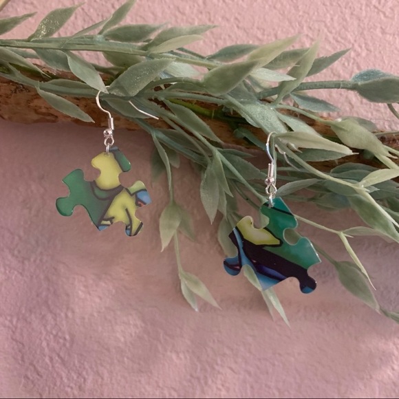 Handmade puzzle earrings - Picture 3 of 9